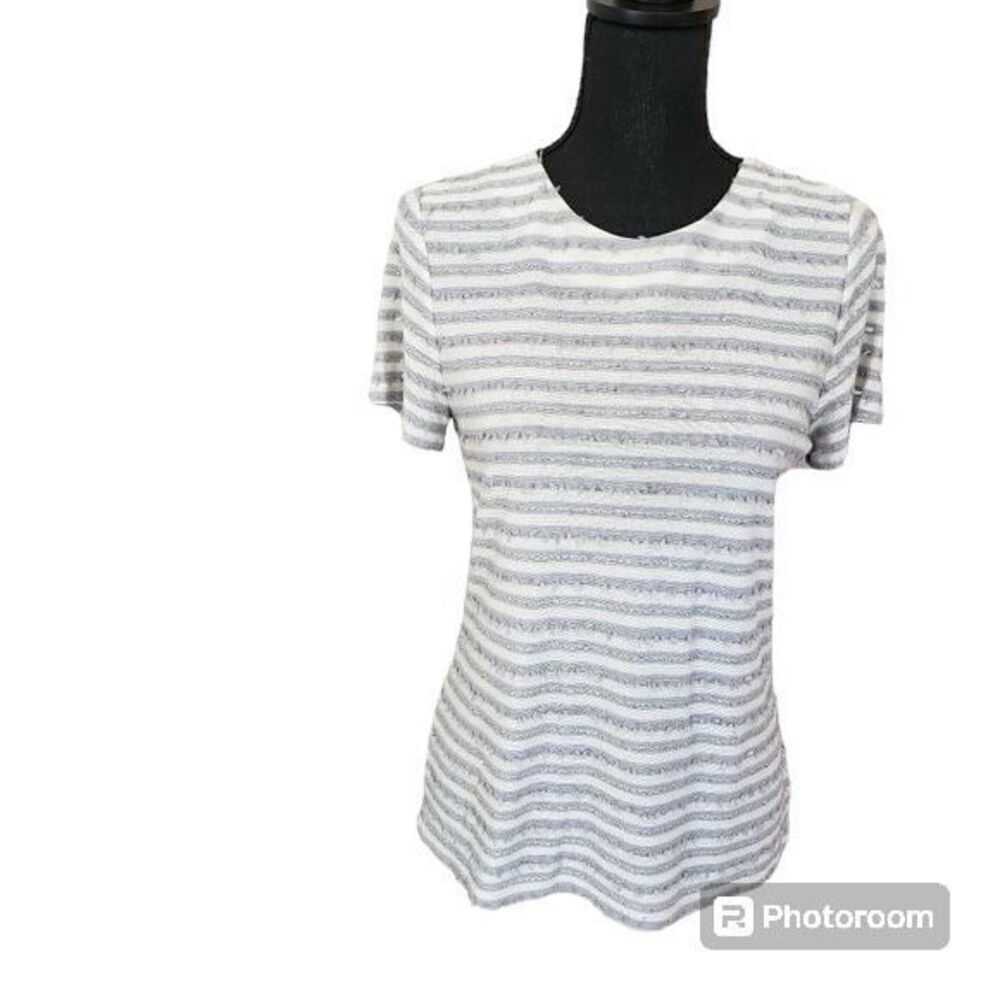 ✨TALBOTS GRAY AND CREAM STRIPED SZ LARGE TOP✨